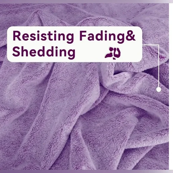 NWT Purple Snow Leopard Cozy Super Soft Blanket - Picture 3 of 7